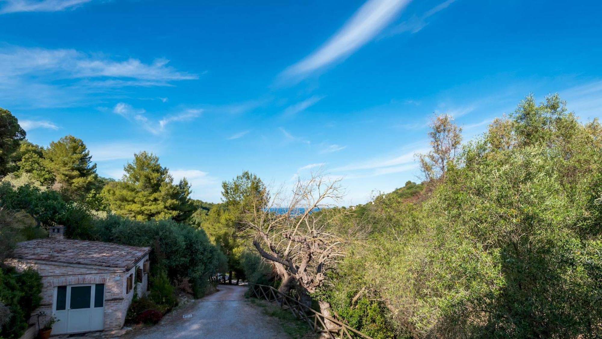 Casa Cantagallo 4&4, Emma Villas Fermo Bagian luar foto