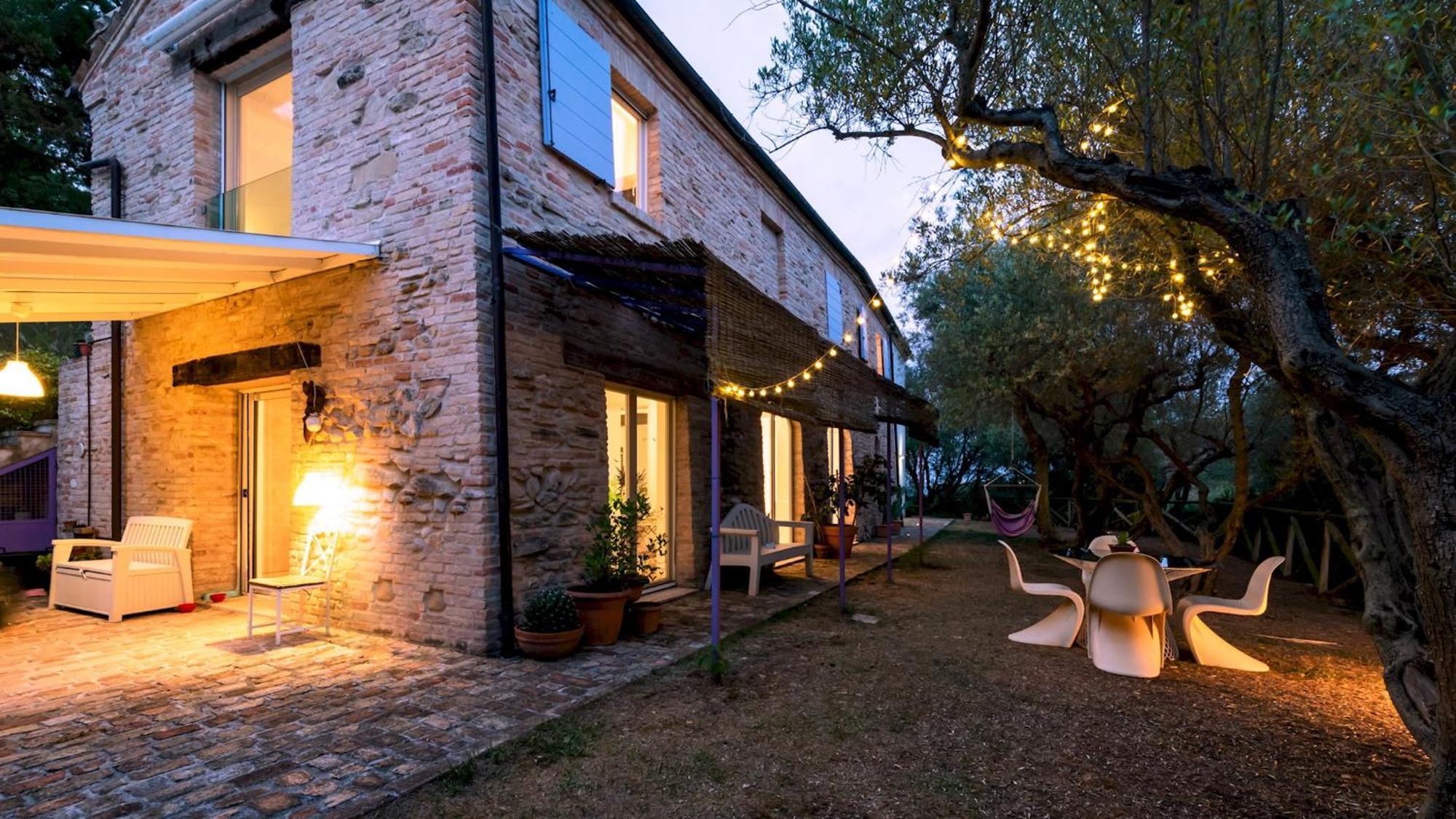 Casa Cantagallo 4&4, Emma Villas Fermo Bagian luar foto