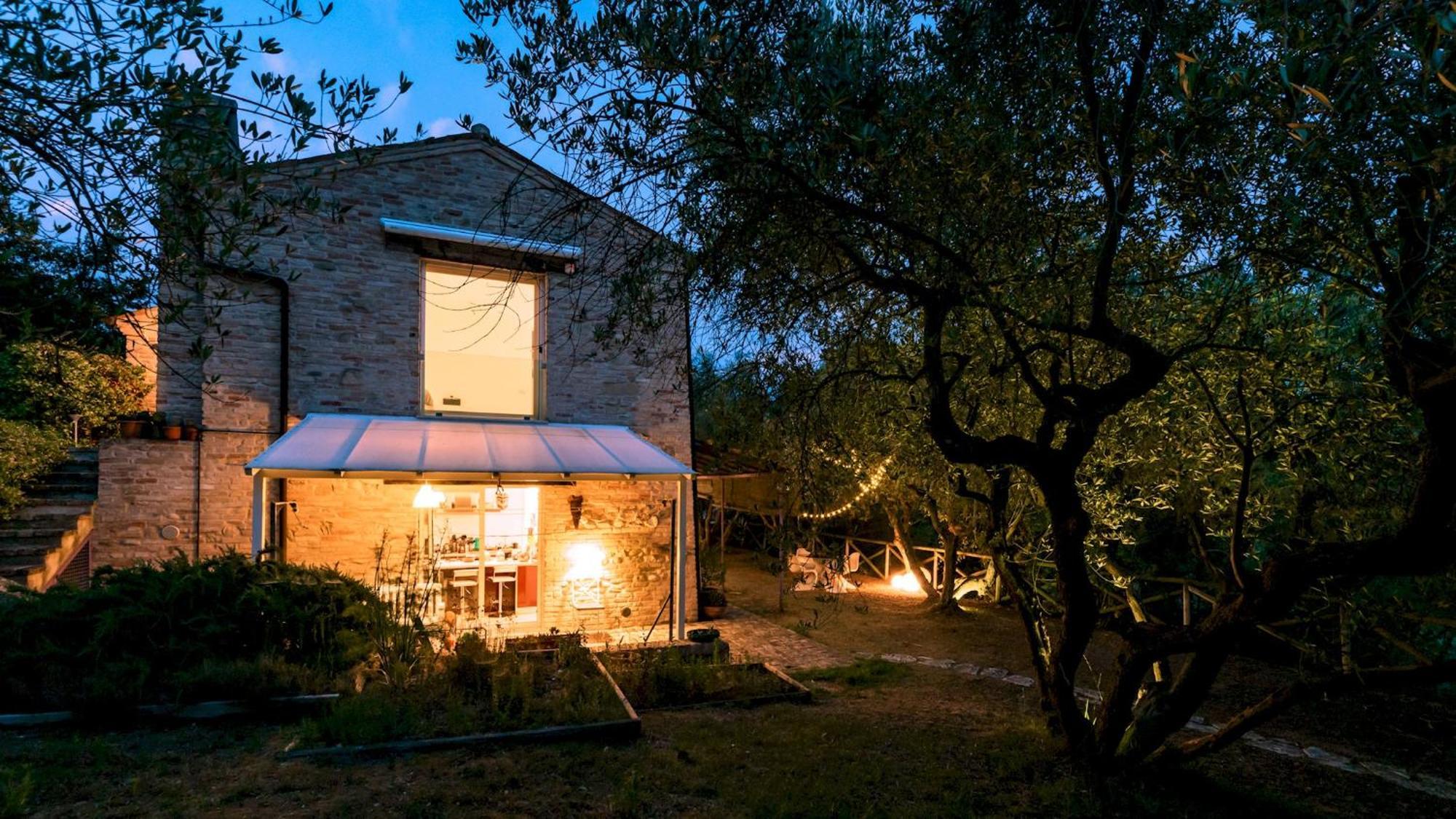 Casa Cantagallo 4&4, Emma Villas Fermo Bagian luar foto